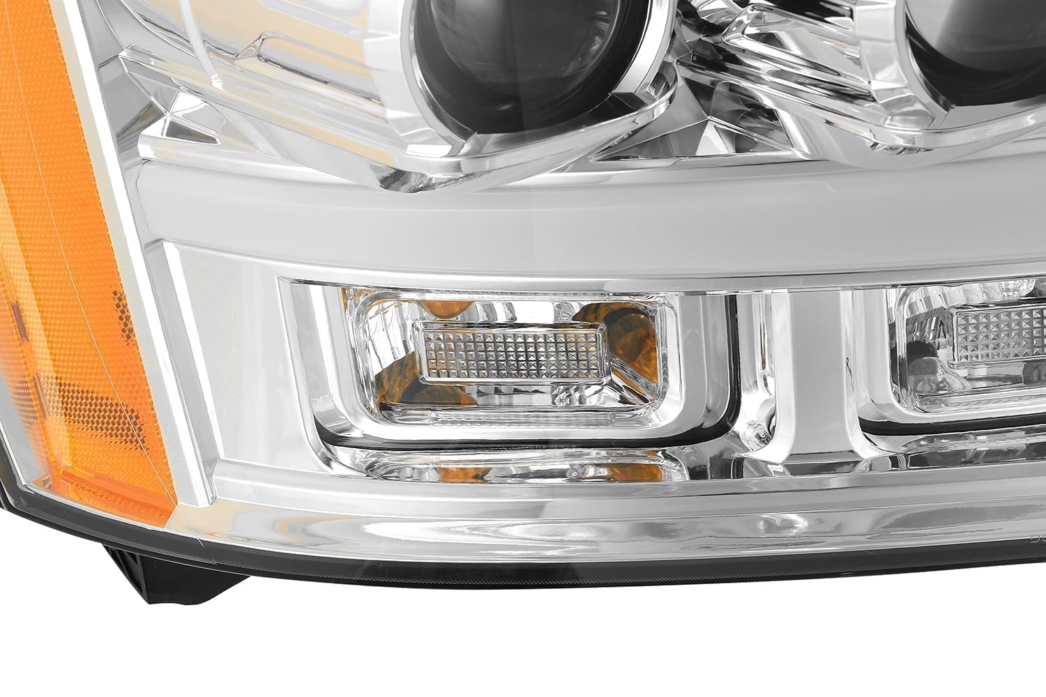 07-14 Chevrolet Tahoe/Suburban/07-13 Avalanche LUXX-Series LED Projector Headlights Chrome | AlphaRex