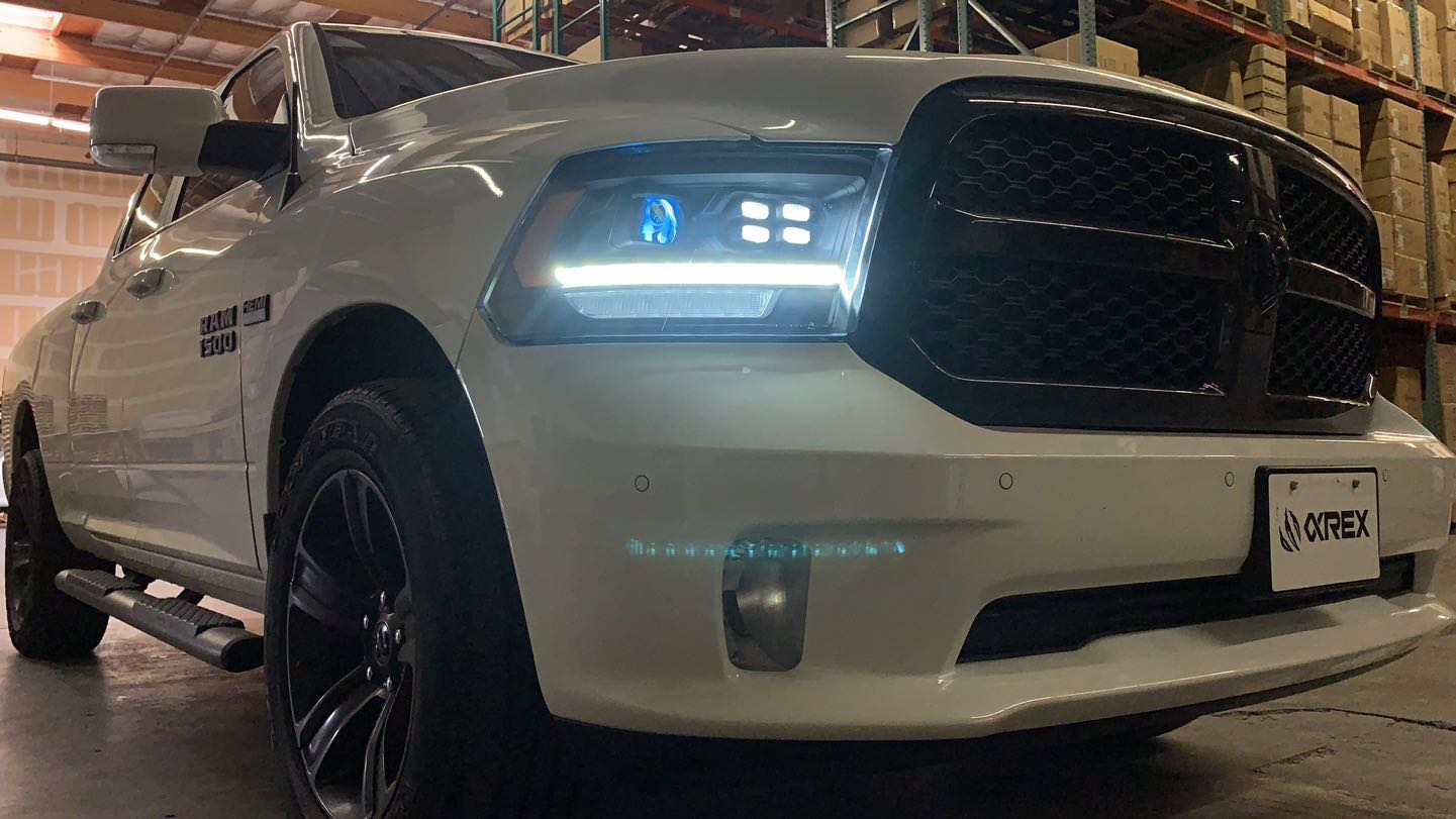 09-18 Ram Truck LUXX-Series (5th Gen 2500 Style) LED Projector Headlights Black | AlphaRex