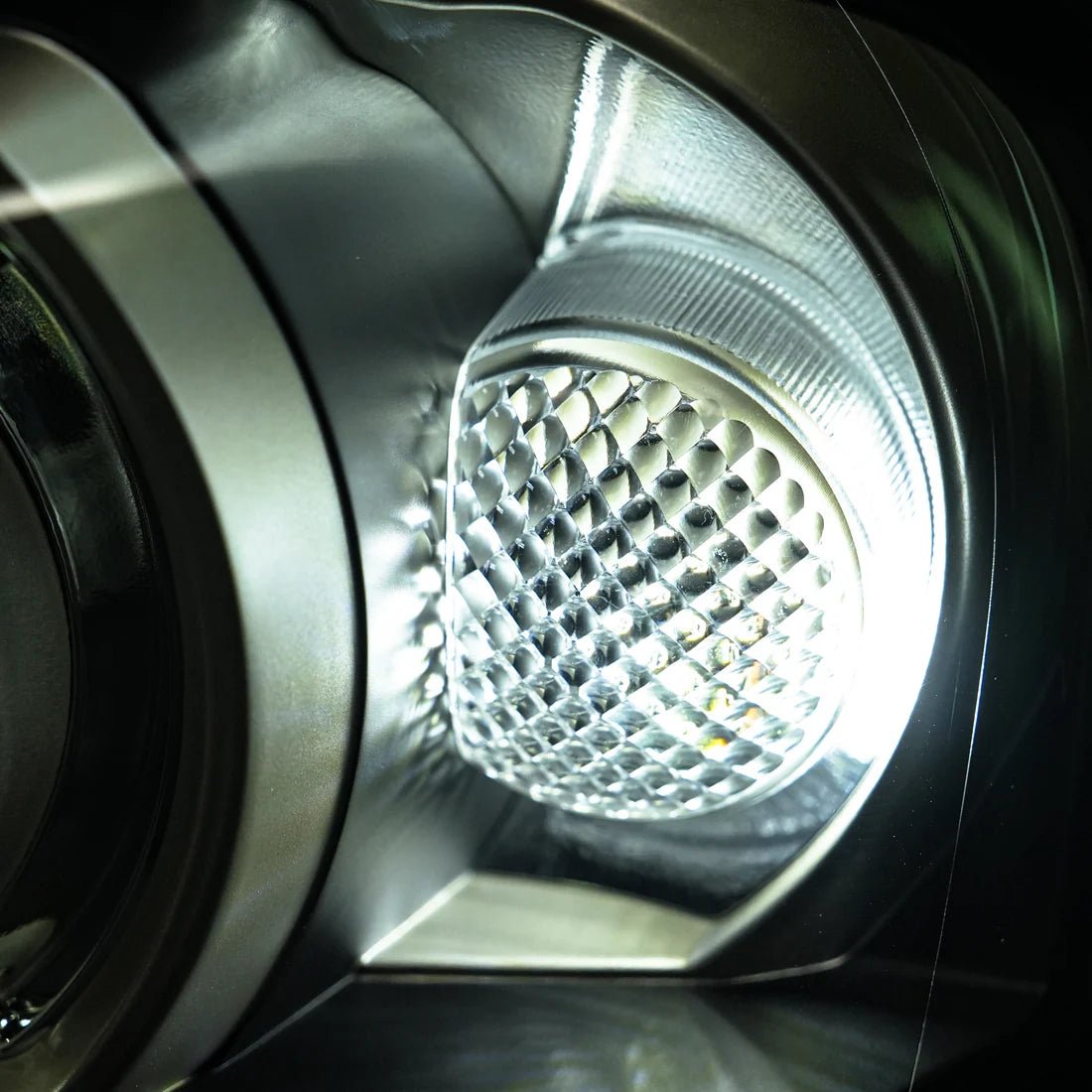 Nissan Skyline R34 BNR34 ER34 ENR34 HR34 Projector LED Headlights 1998-2002
