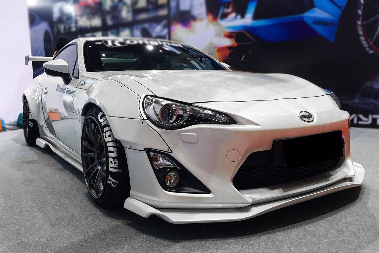2012-2016 Scion FRS & Toyota GT86 RBY1 Style Carbon Fiber Front Lip - Carbonado