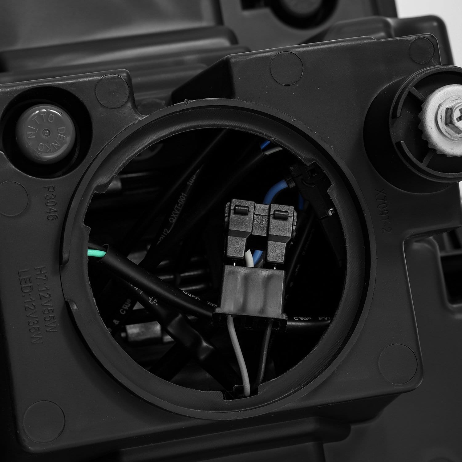 14-18 GMC Sierra PRO-Series Halogen Projector Headlights Alpha-Black | AlphaRex