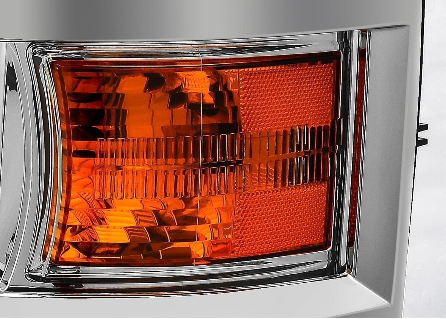 15-19 Chevrolet Silverado 2500HD/3500HD LUXX-Series LED Projector Headlights Chrome | AlphaRex