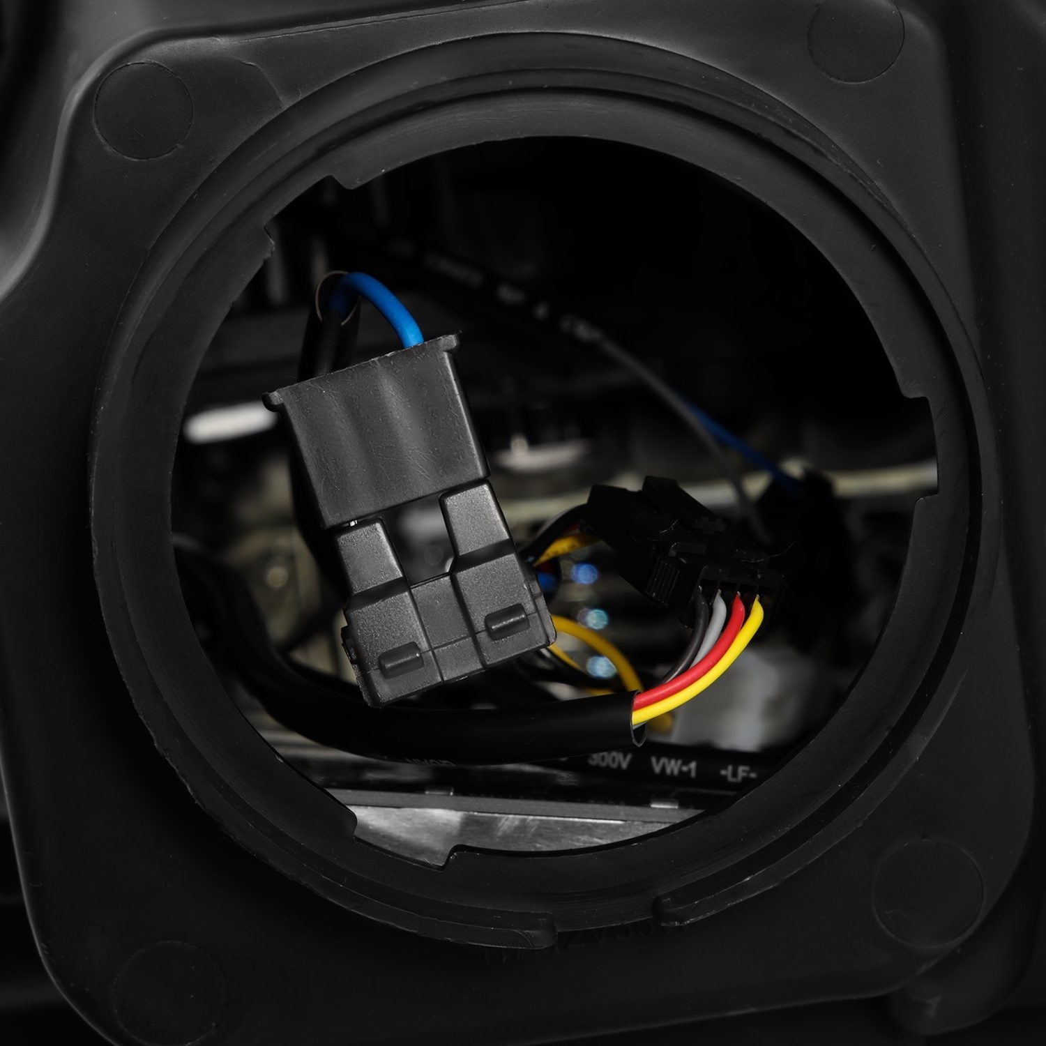 16-18 Chevrolet Silverado 1500 LUXX-Series LED Projector Headlights Black | AlphaRex