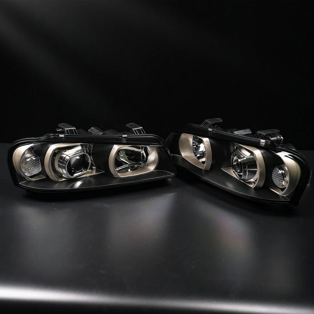 Nissan Skyline R34 BNR34 ER34 ENR34 HR34 Projector LED Headlights 1998-2002