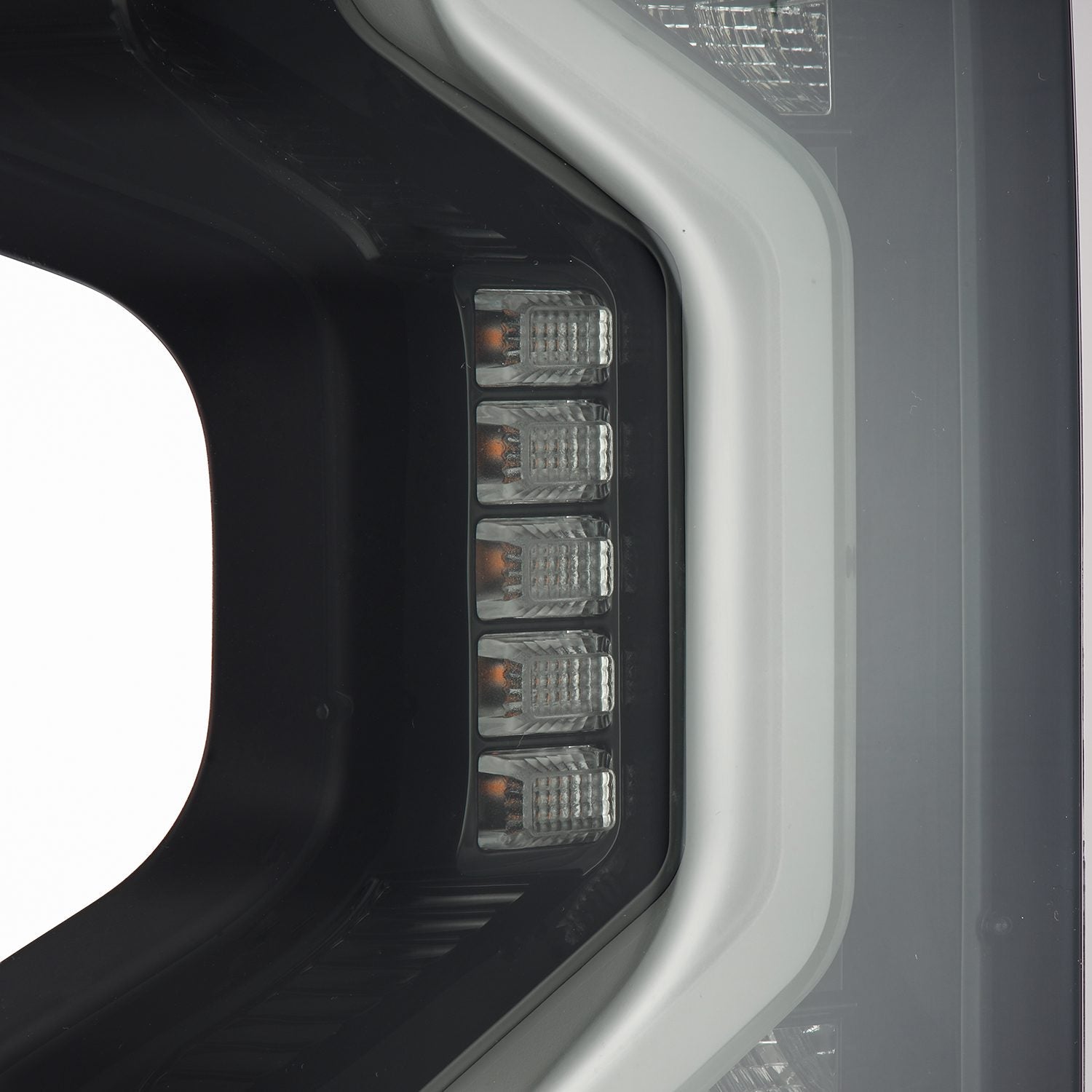 19-25 Chevrolet Silverado 1500 / 20-25 Silverado 2500HD/3500HD PRO-Series LED Tail Lights Jet Black | AlphaRex