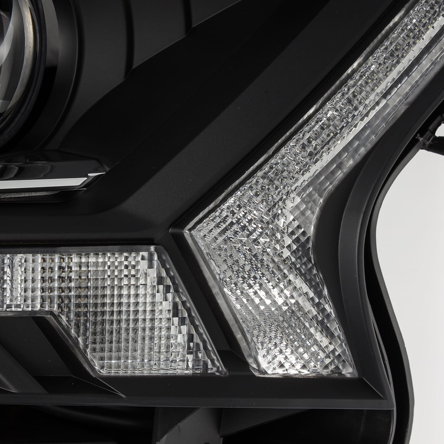 19-23 Ford Ranger LUXX-Series LED Projector Headlights Black | AlphaRex