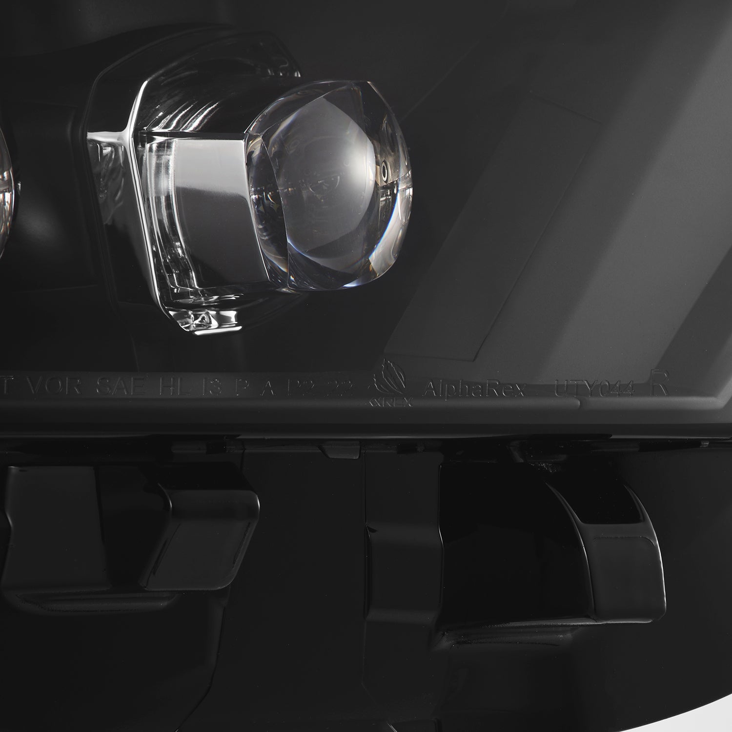 19-25 Toyota RAV4 (High Trim) NOVA-Series LED Projector Headlights Black | AlphaRex