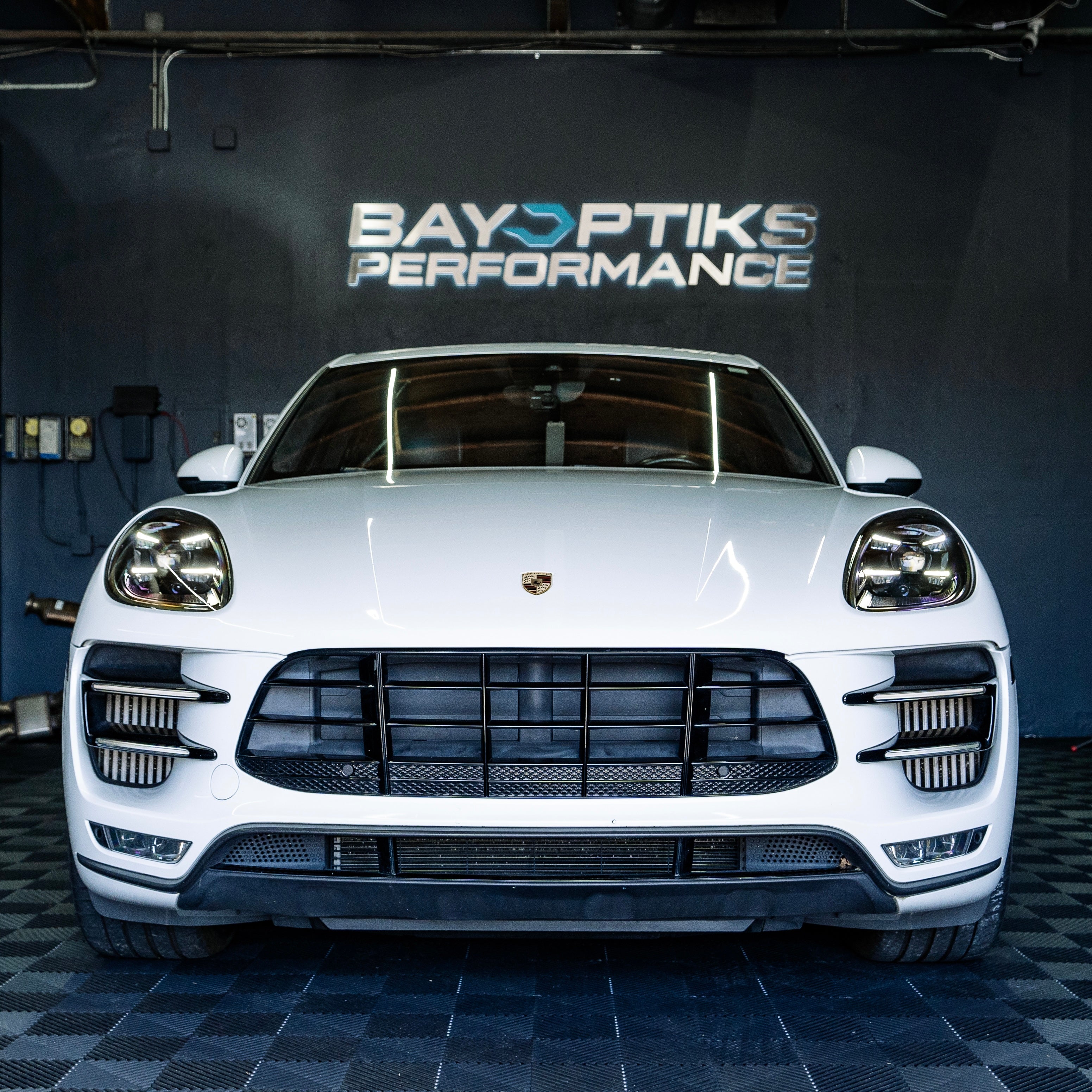 Matrix Style LED Headlights for Porsche Macan 95B (2015 - 2018)