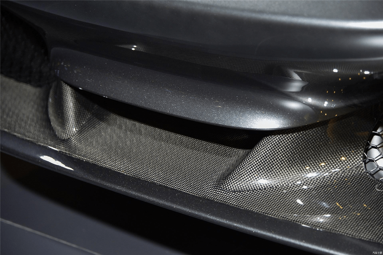 2019 - 2023 Ferrari F8 OEM Style Autoclave Carbon Fiber Front Lip Splitter