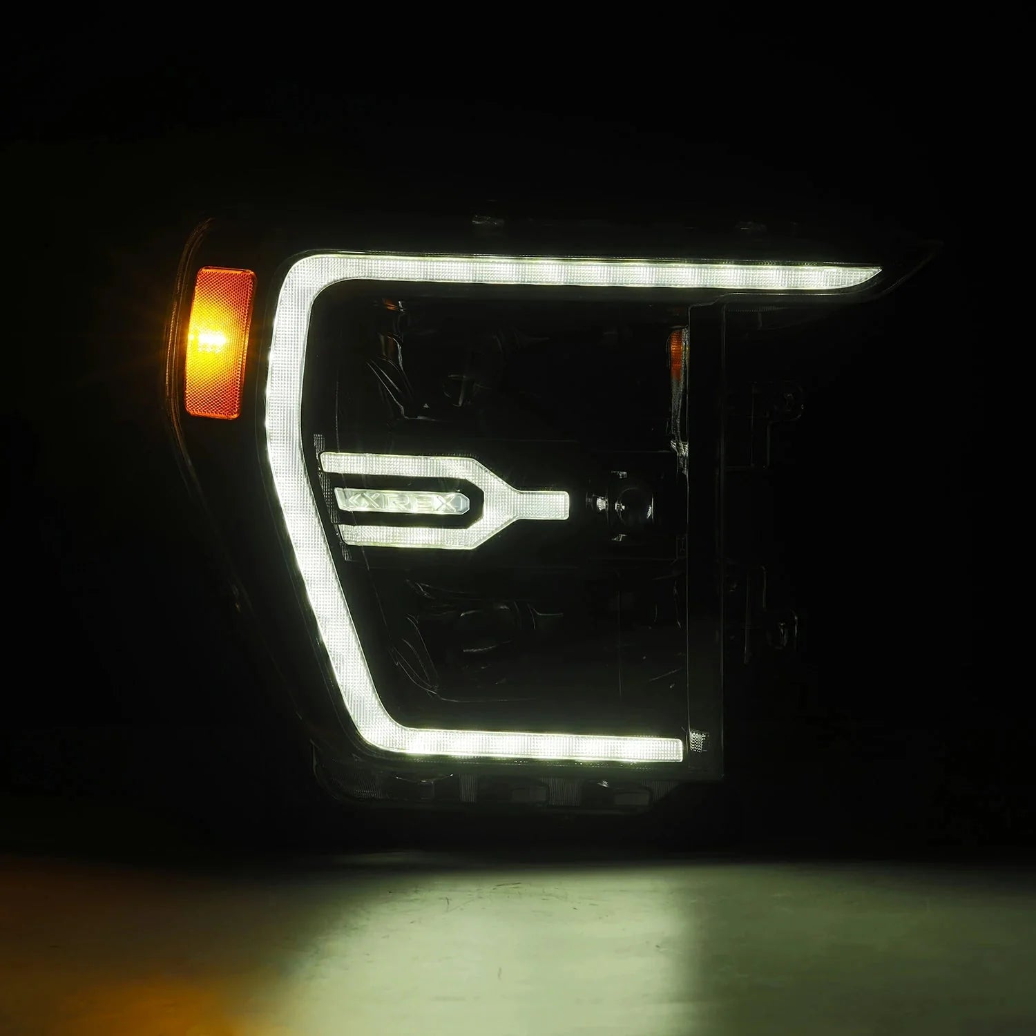 21-23 Ford F150 / 21-23 Ford F150 Raptor LUXX-Series LED Projector Headlights Alpha-Black | AlphaRex