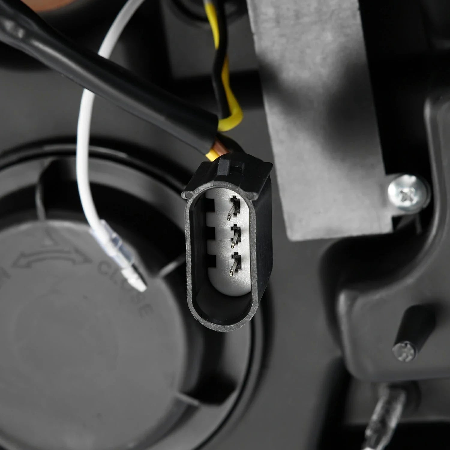 21-23 Ford F150 / 21-23 Ford F150 Raptor LUXX-Series LED Projector Headlights Black | AlphaRex