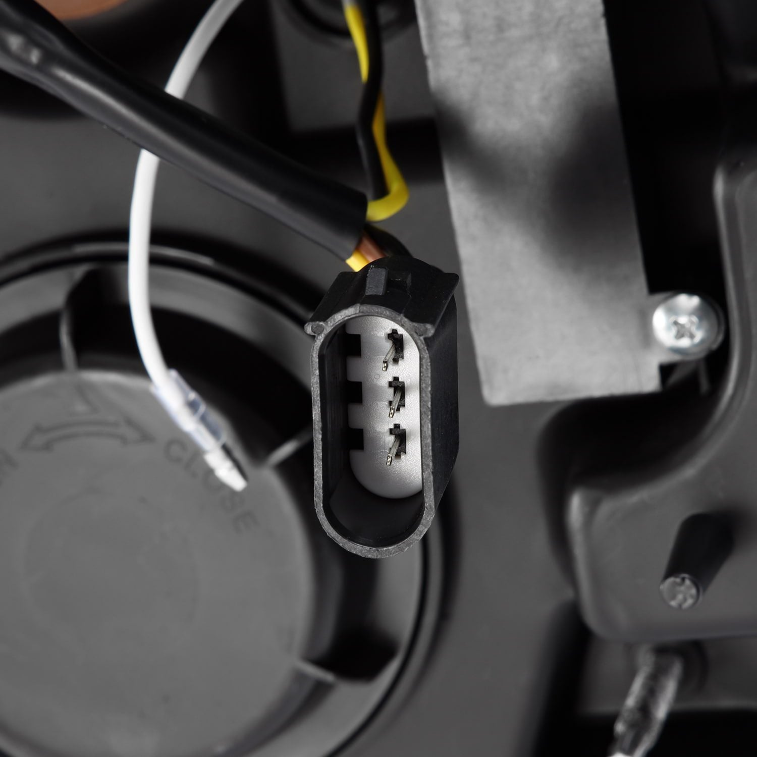 21-23 Ford F150 PRO-Series Halogen Projector Headlights Alpha-Black | AlphaRex