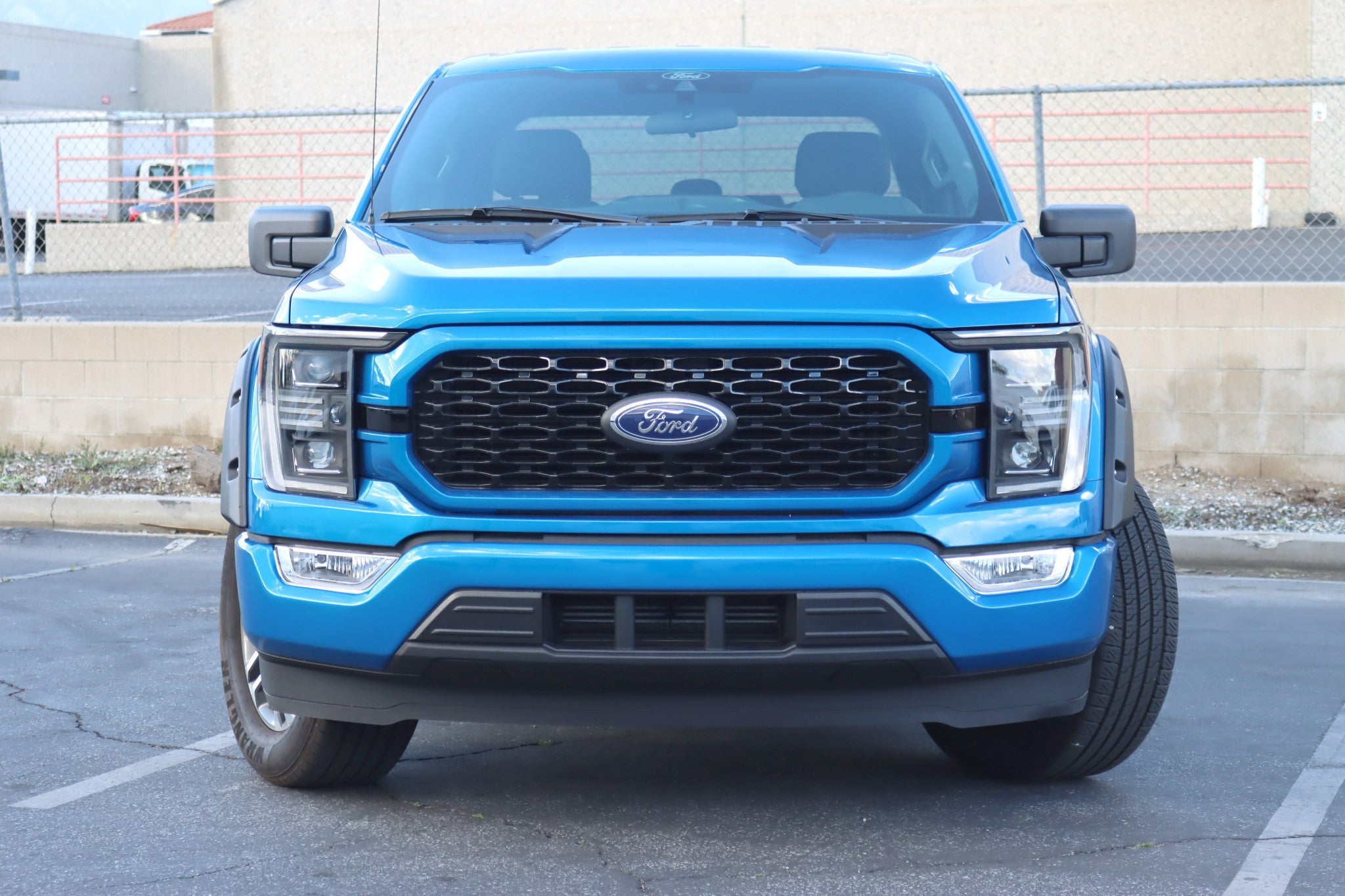 21-23 Ford F150 PRO-Series Halogen Projector Headlights Black | AlphaRex