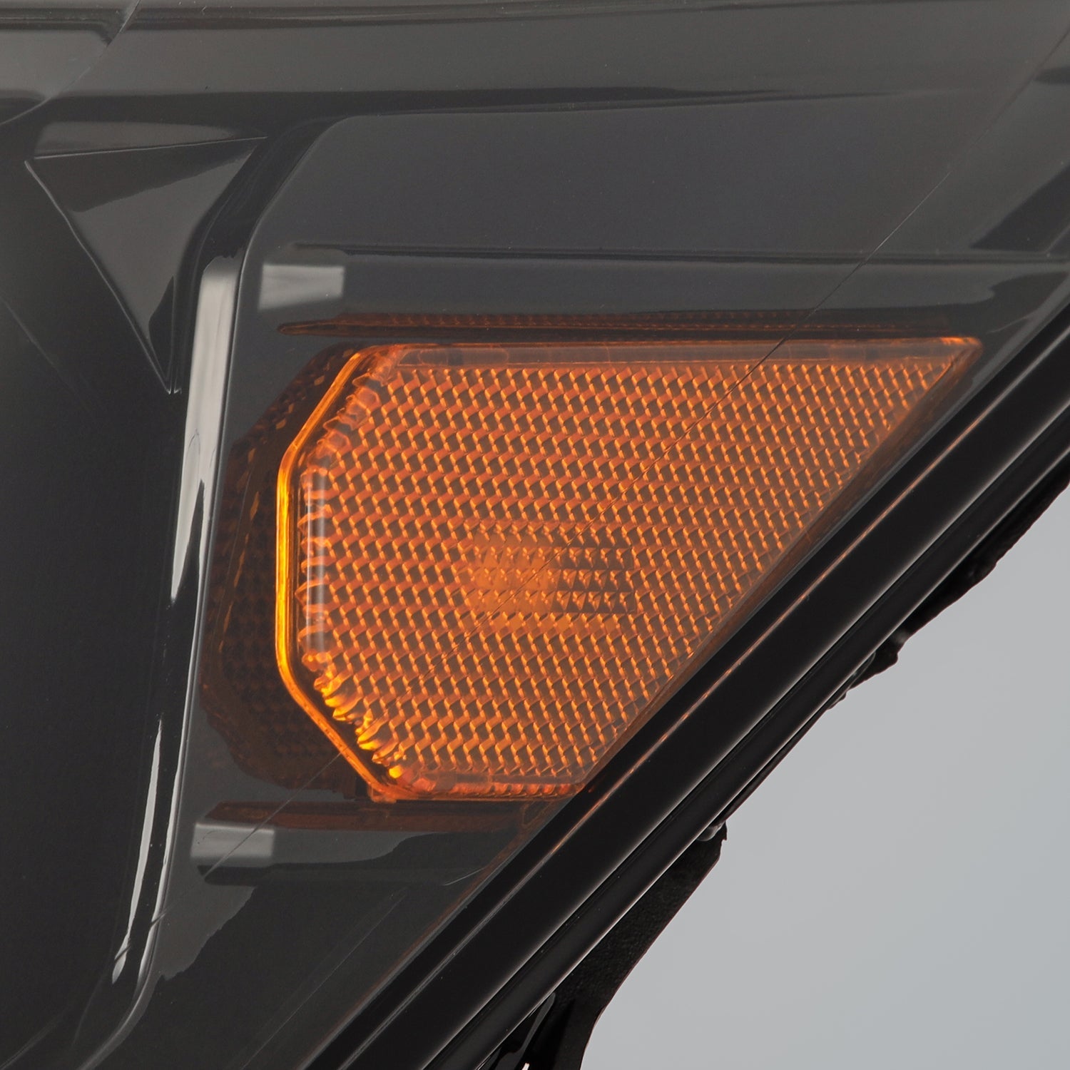 24-25 Toyota Tacoma / 25-up 4Runner OG-Style LUXX-Series LED Projector Headlights Alpha-Black | AlphaRex