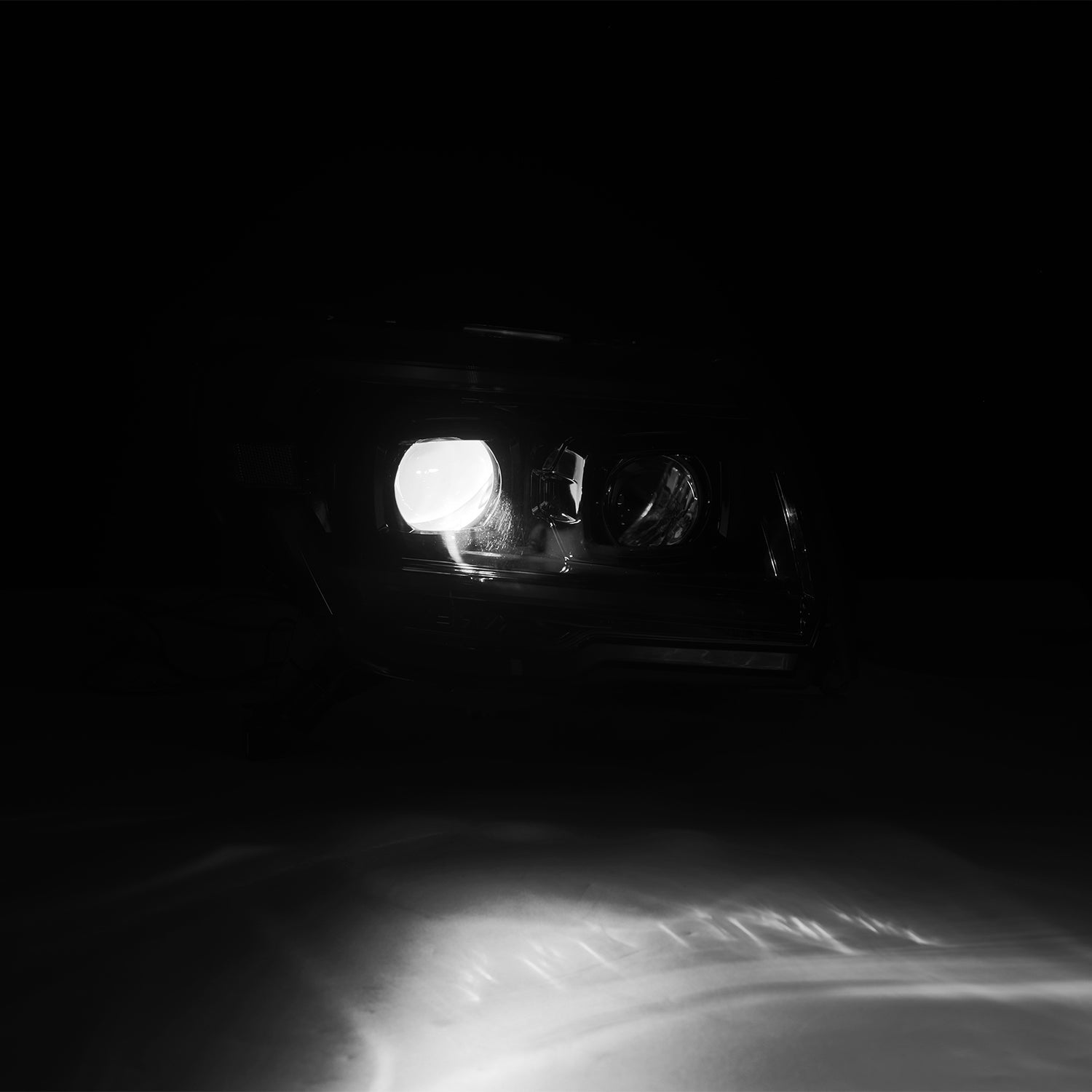 03-09 Toyota 4Runner LUXX-Series LED Projector Headlights Alpha-Black | AlphaRex
