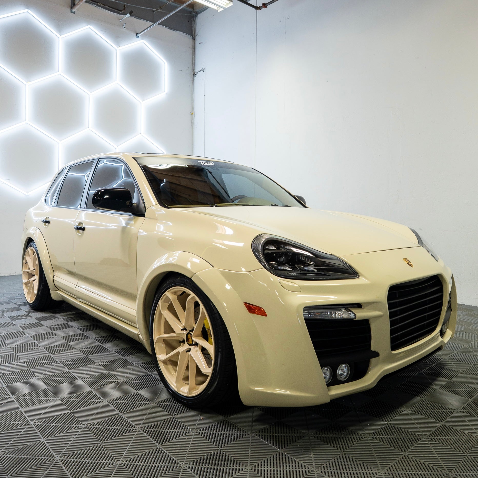 Porsche 957 Cayenne Facelift Style LED Headlights 2007–2010