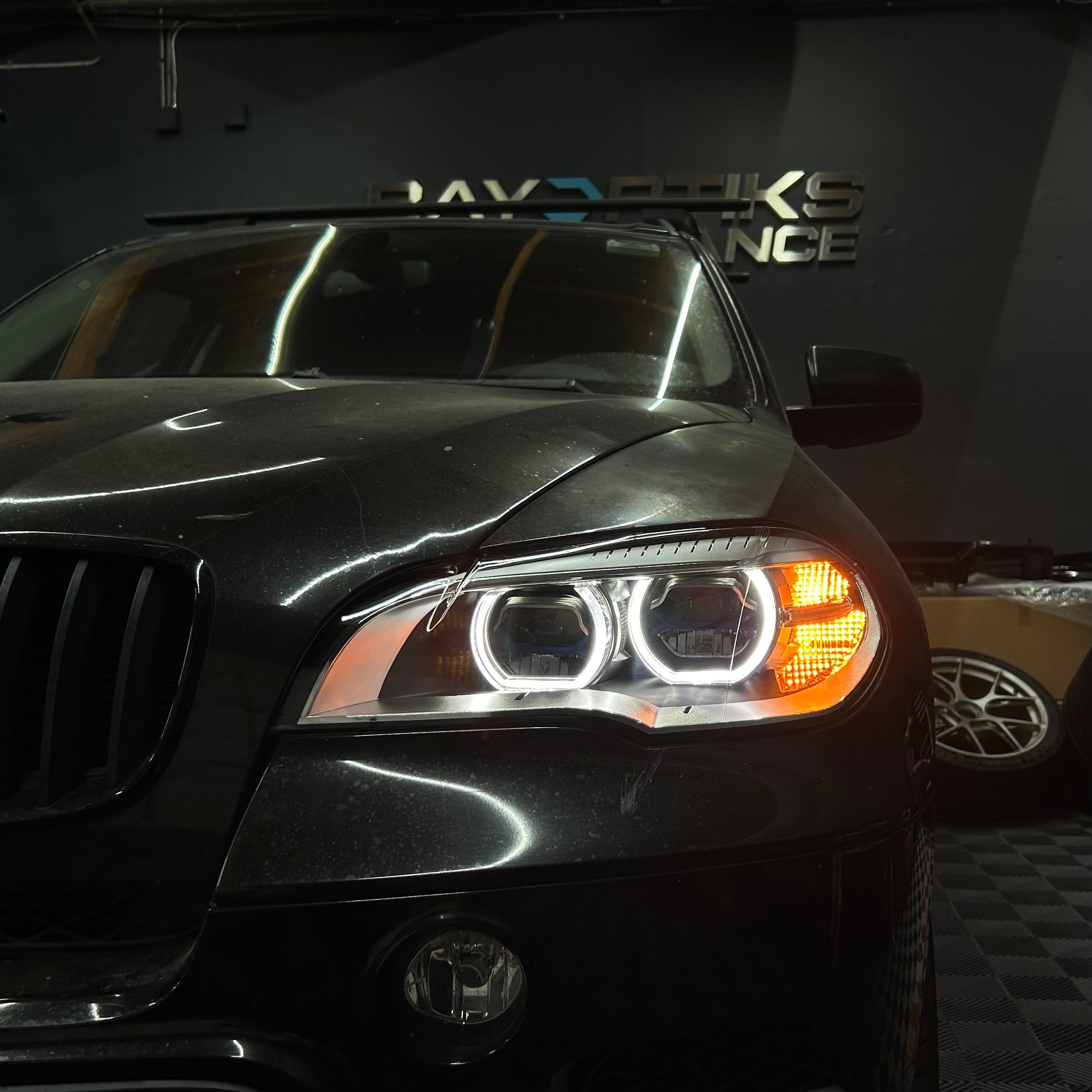 E70 X5 FACELIFT STYLE LED HEADLIGHTS (2007-2013)