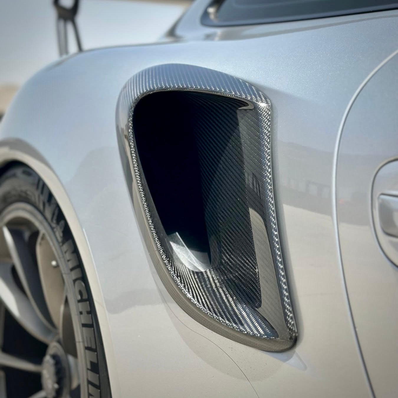 2014-2019 Porsche 991 Turbo / GT3RS Carbon Fiber GT2RS Style Side Vents