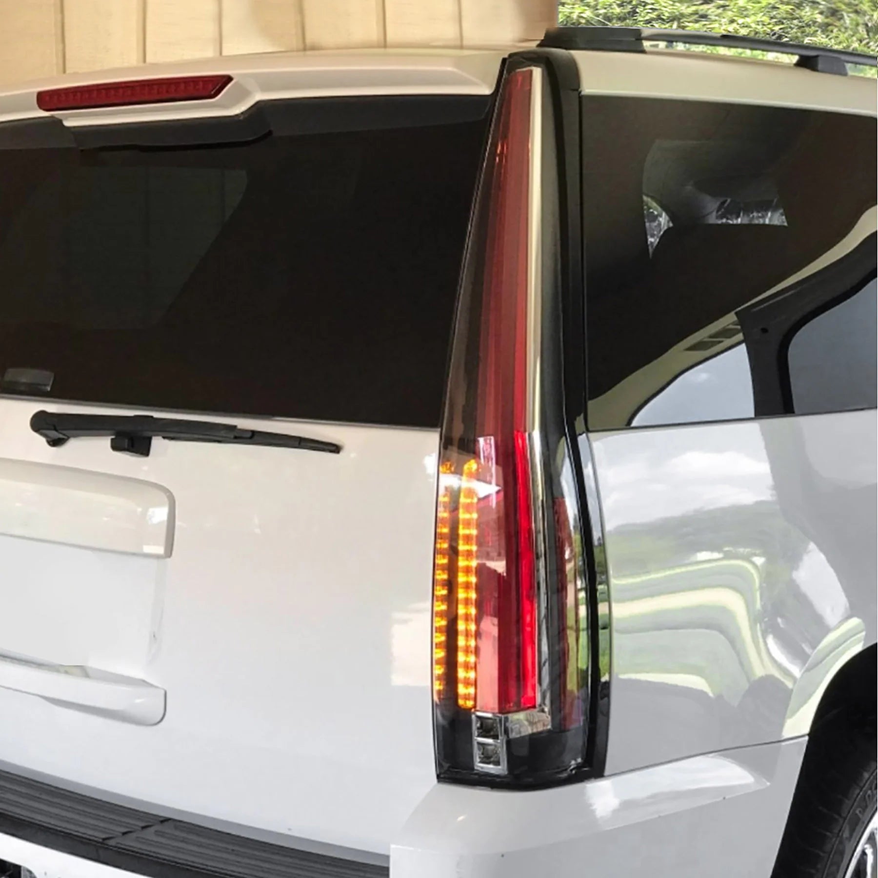 Chevrolet Suburban/Tahoe & GMC Yukon LED Taillights 2007 - 2014