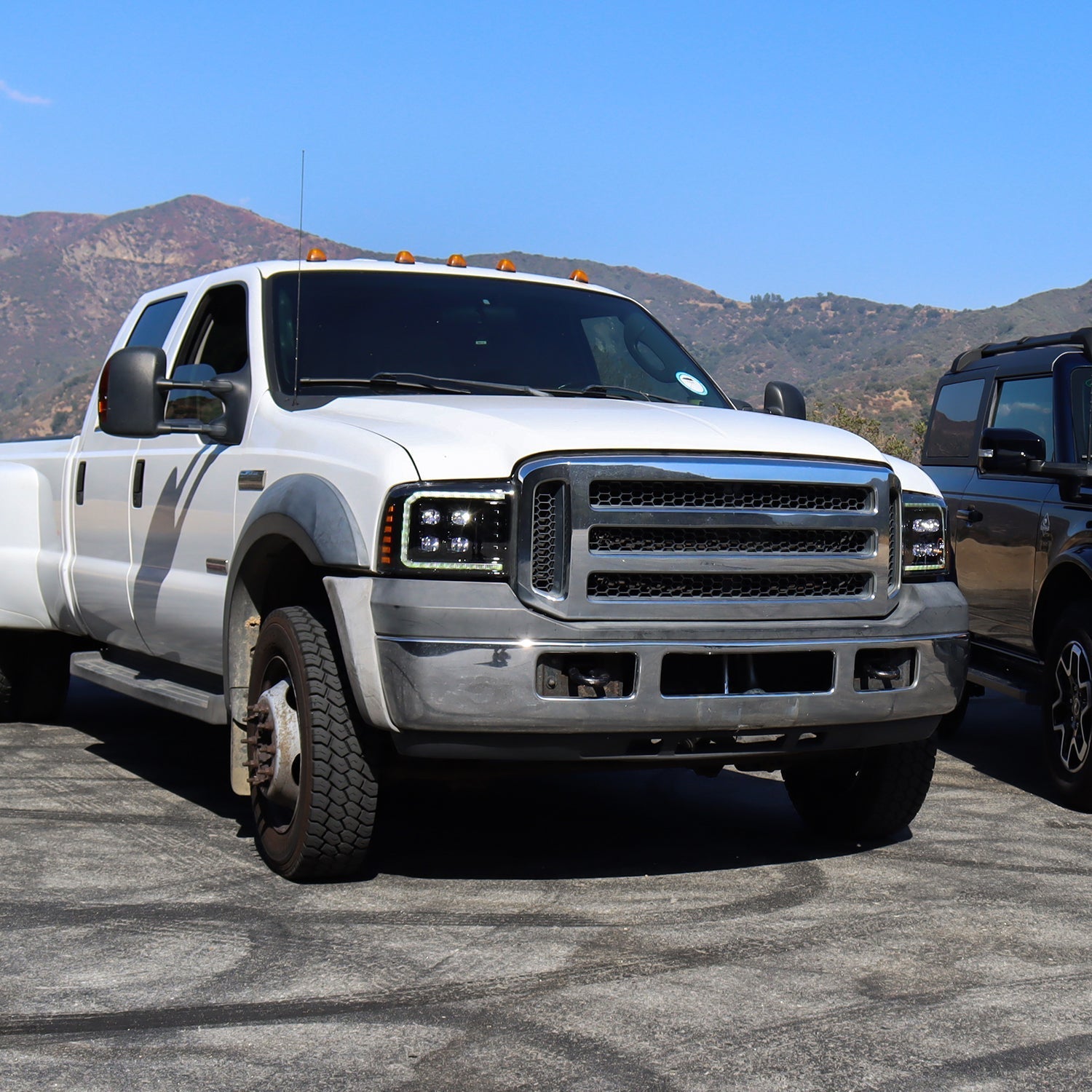 92-96 Ford F-Series/Bronco NOVA-Series LED Projector Headlights Chrome | AlphaRex