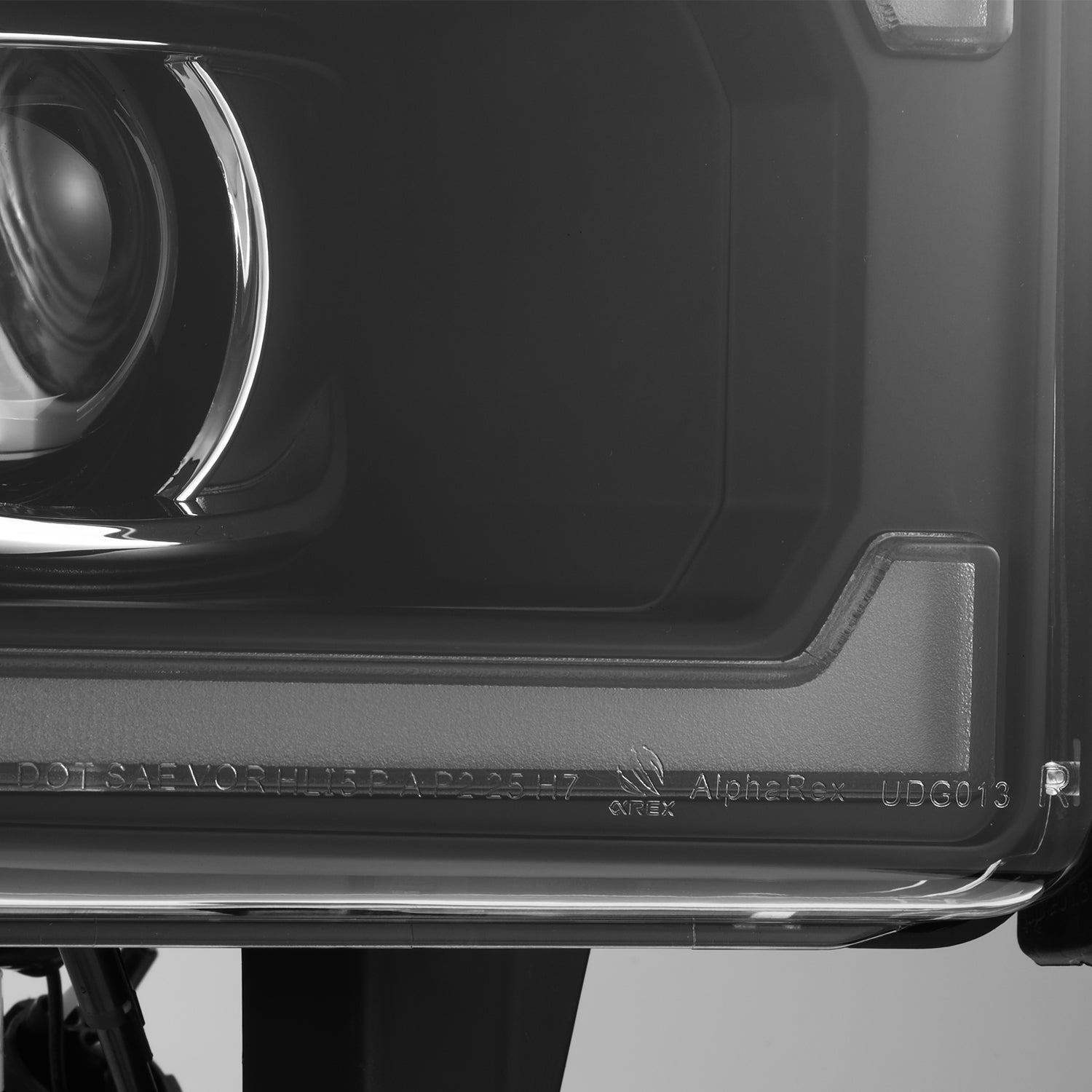 94-01 Dodge Ram 1500/94-02 Ram 2500/3500 LUXX-Series LED Headlights Black | AlphaRex