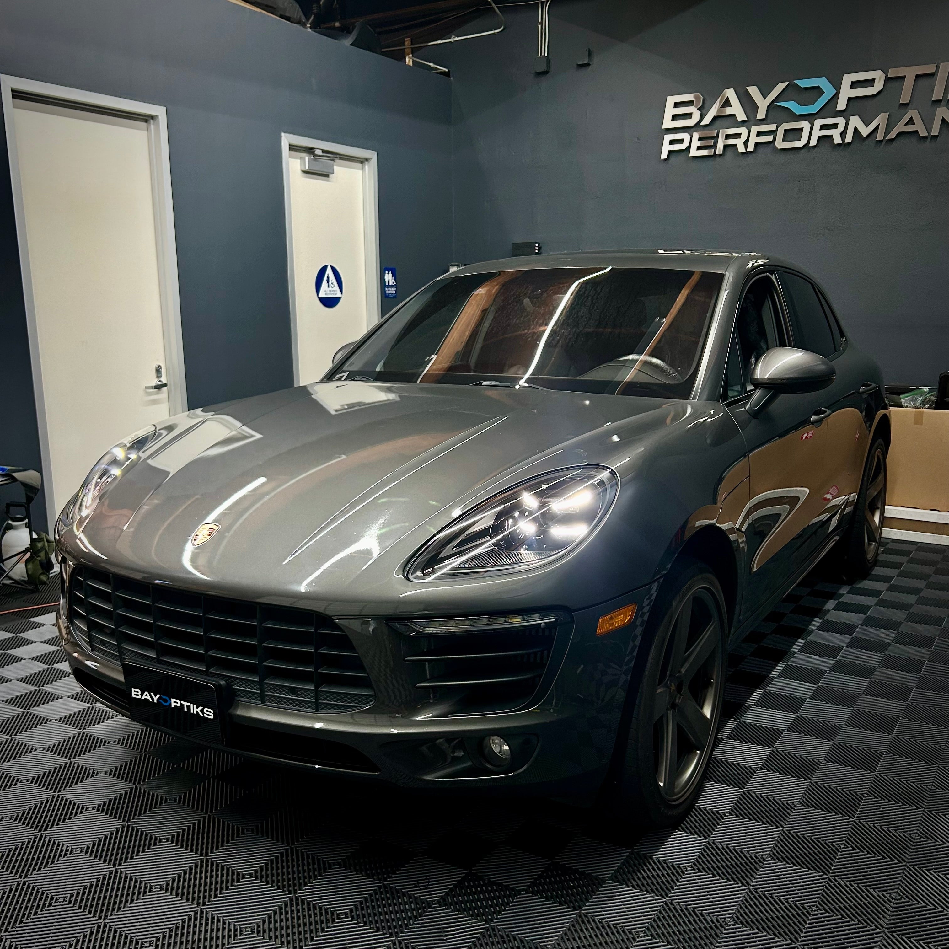 Matrix Style LED Headlights for Porsche Macan 95B (2015 - 2018)