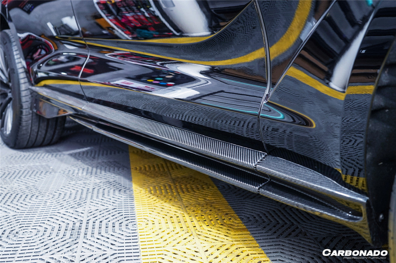 2021 - 2024 Aston Martin DBX 707 Style Dry Carbon Fiber Side Skirts