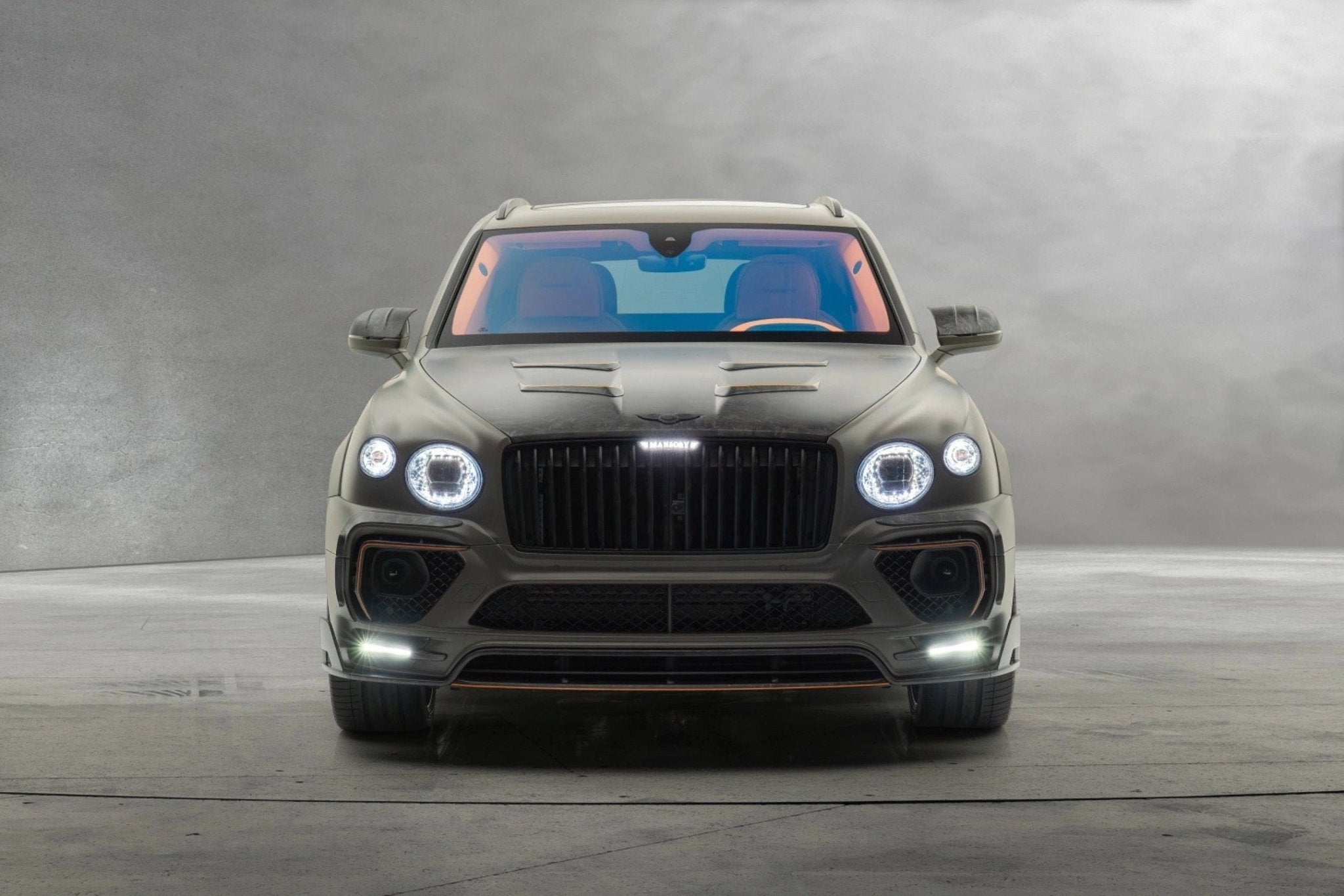 2021-2025 Bentley Bentayga MSY Style DRY Carbon Fiber Hood - Carbonado