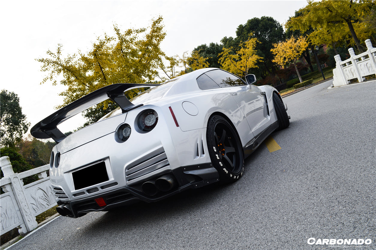 2012 - 2016 Nissan GTR R35 DBA VA Style Rear Diffuser with LED Light