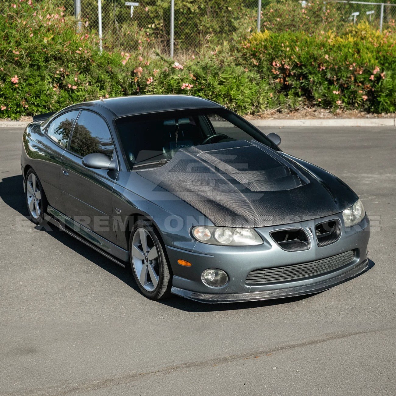 Pontiac GTO ZR1 Style Carbon Fiber Middle Vented Hood 2004-2006