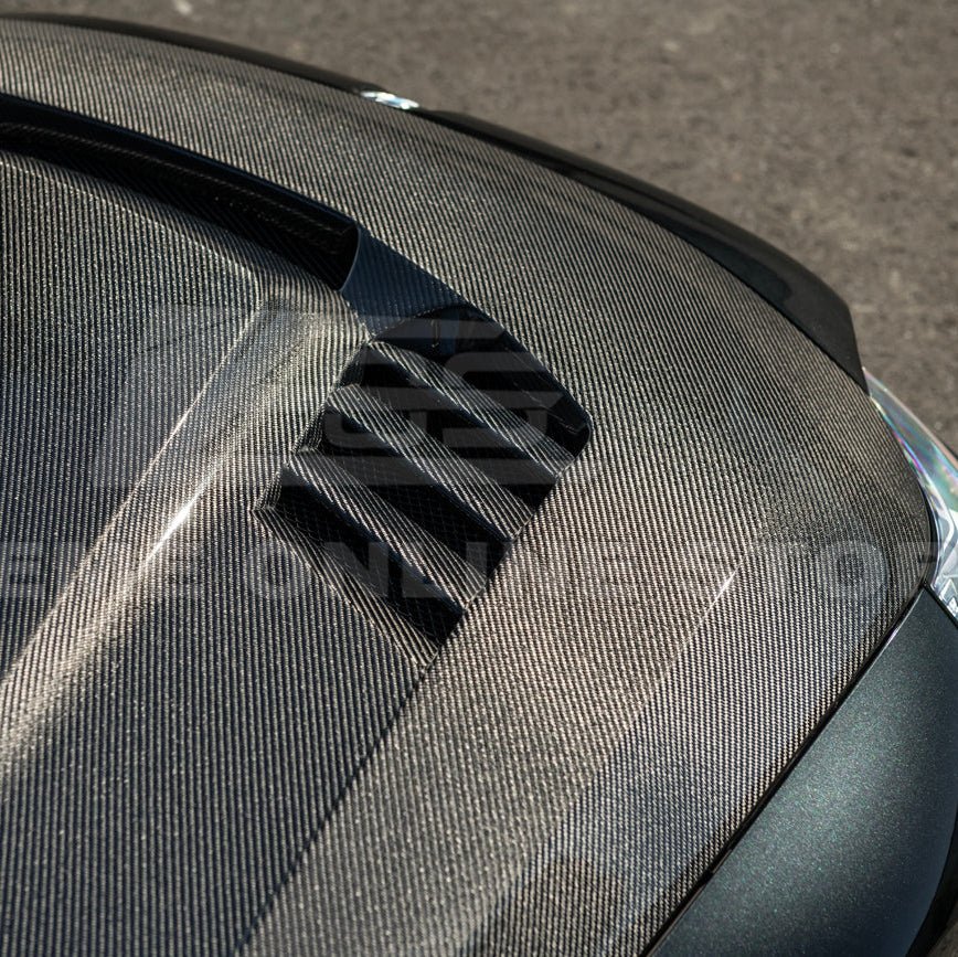 BMW G87 M2 V Style Carbon Fiber Front Vented Heat Extraction Hood 2023-Up