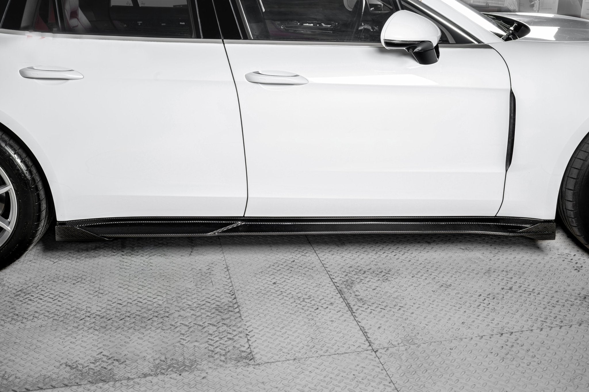 Porsche Panamera 976 KDA Style Autoclave Carbon Fiber Side Skirts 2024-2026