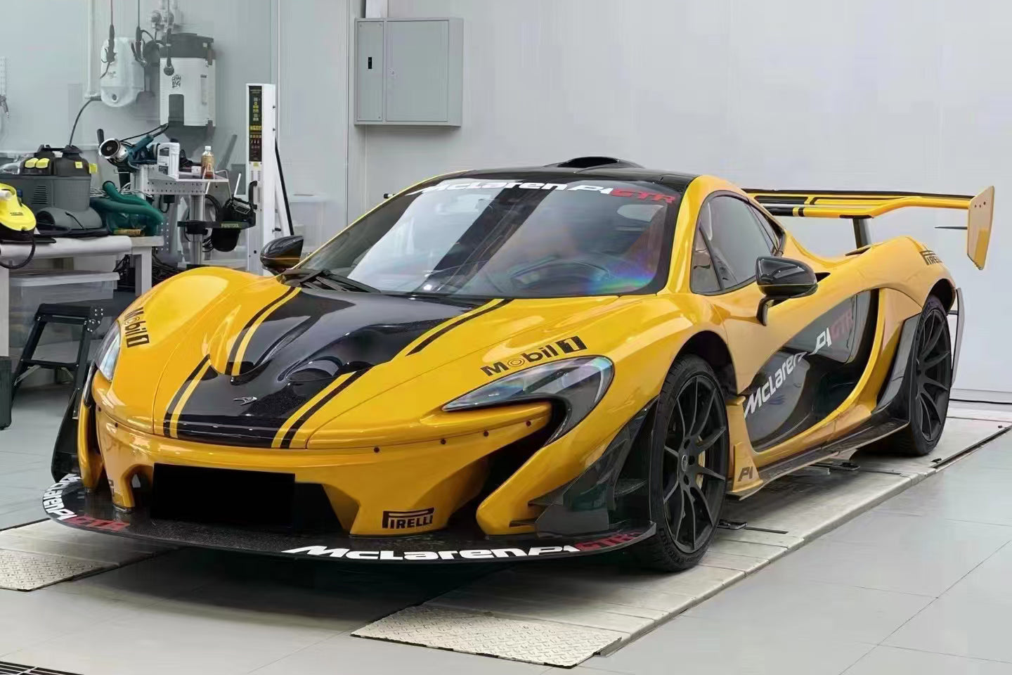 2013 - 2015 McLaren P1 Full GTR Style Autoclave Carbon Fiber Body Kit