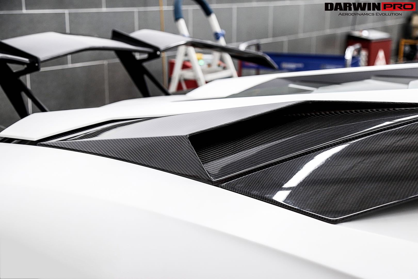Lamborghini Aventador LP700 BKSS Style Carbon Fiber Rear Side Scoops 2011-2016