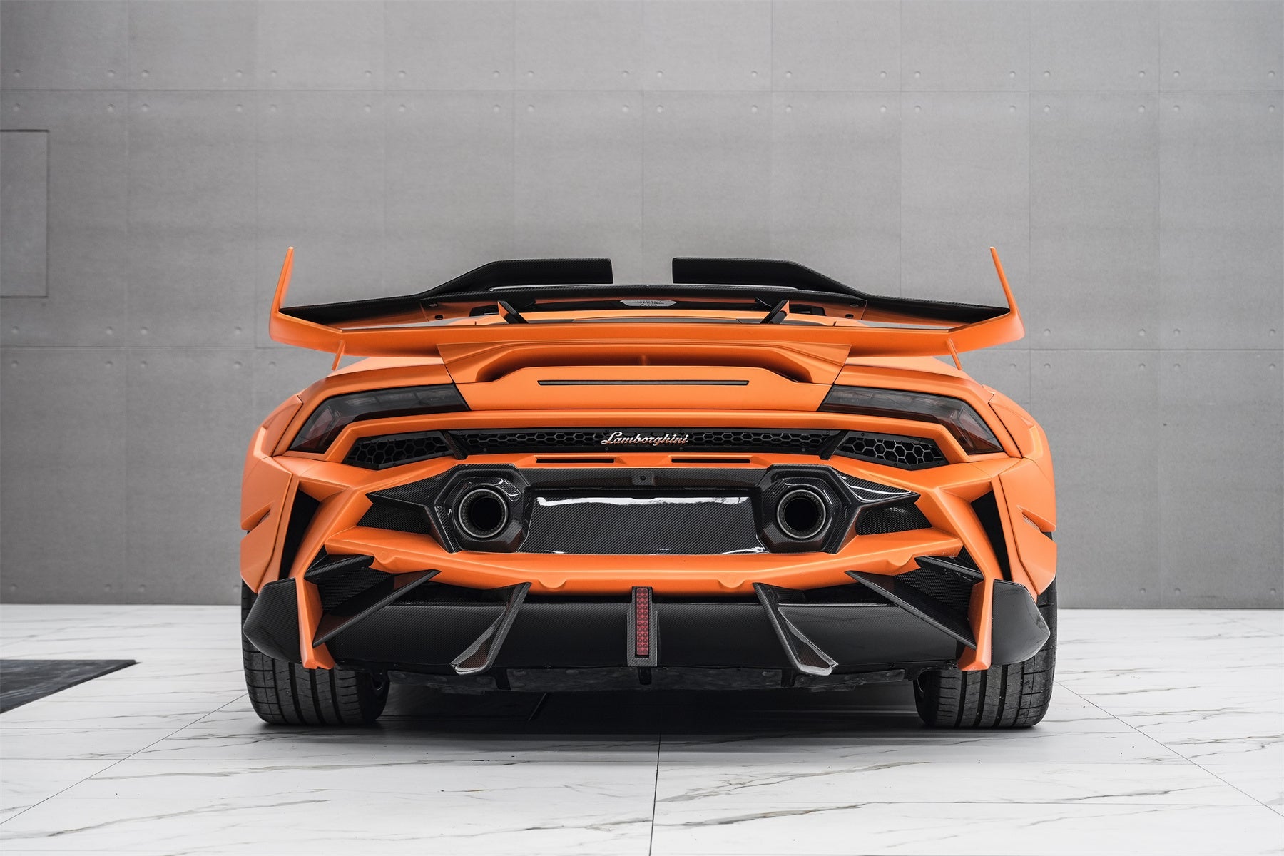 Lamborghini Huracan LP610 / LP580 BKSSII Style Carbon Fiber Rear Bumper 2015-2019