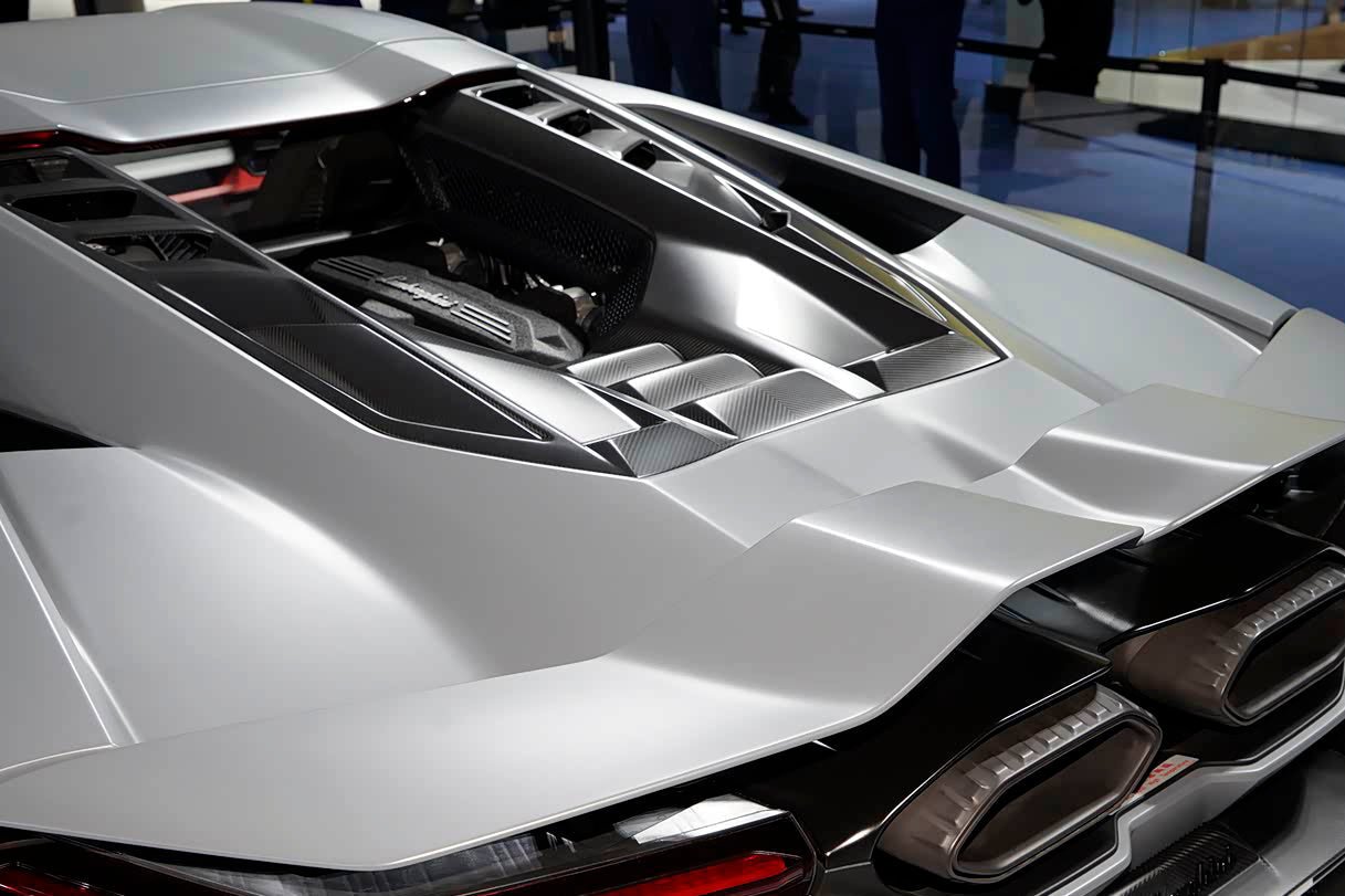Lamborghini Revuelto OE Style Autoclave Carbon Fiber Engine Trunk 2023-Up