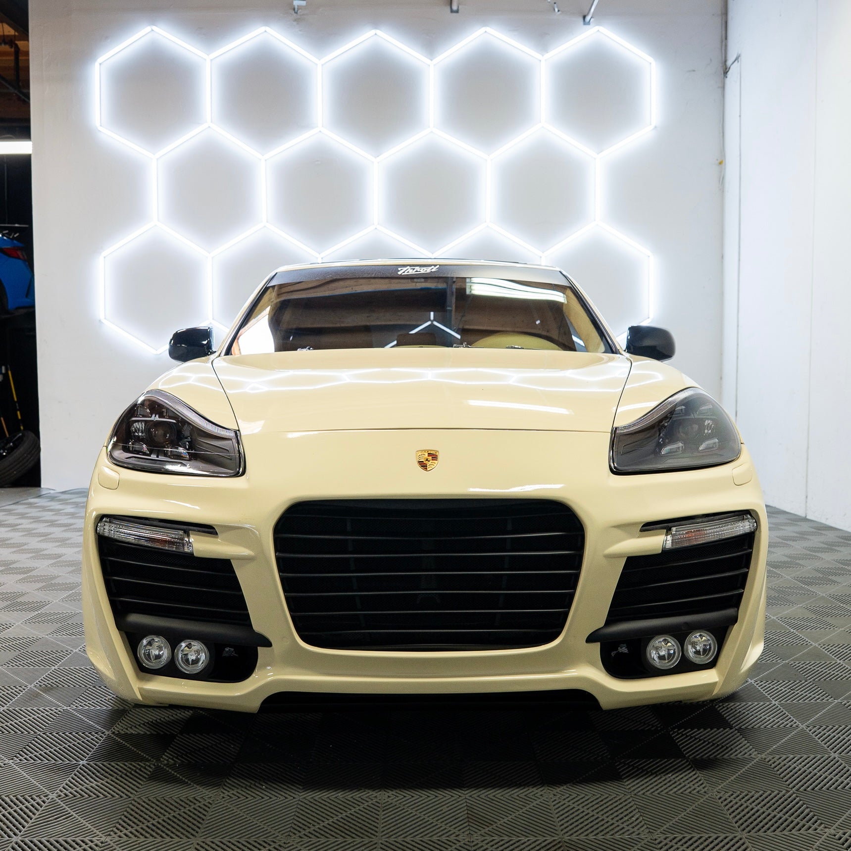Porsche 957 Cayenne Facelift Style LED Headlights 2007–2010