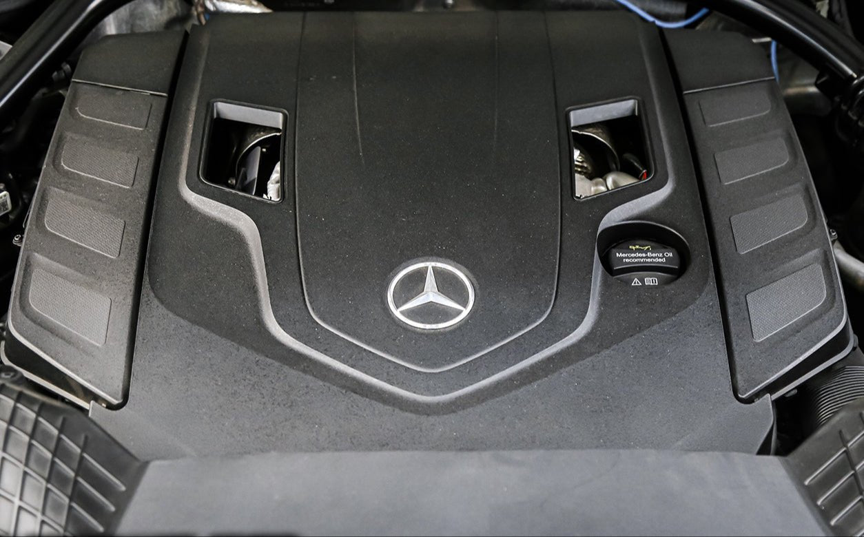 2019 - 2023 Mercedes Benz W464 G500/G550 G-Class G Wagon Dry Carbon Fiber Engine Cover
