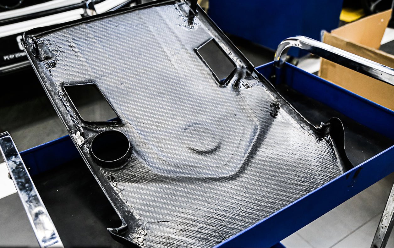 2019 - 2023 Mercedes Benz W464 G500/G550 G-Class G Wagon Dry Carbon Fiber Engine Cover