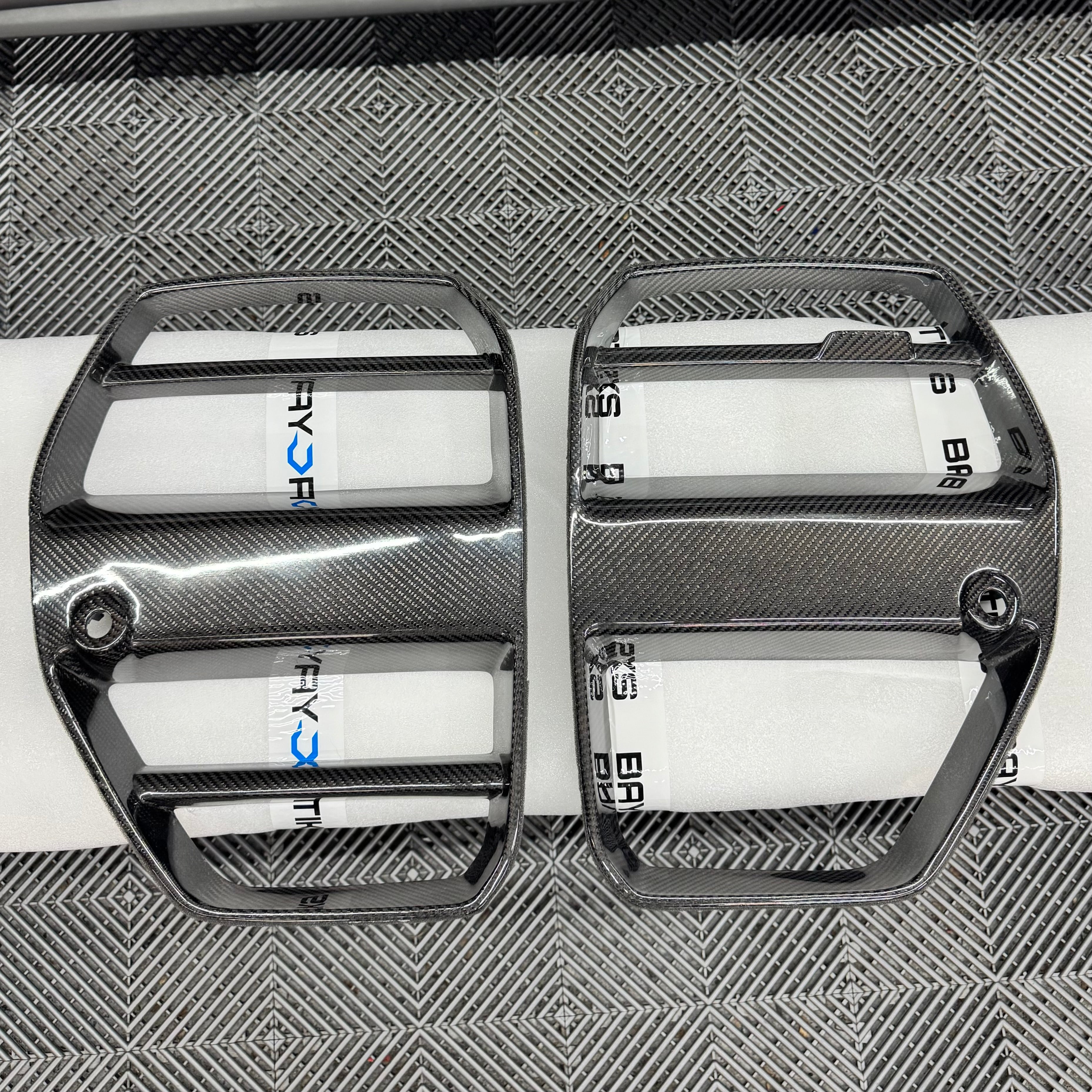 CLEARANCE BMW G8X G80 G82 M3 M4 Carbon Fiber GT Style Grill (W/ACC)