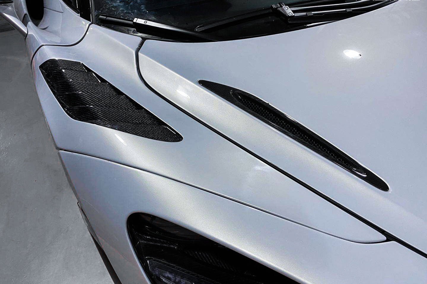McLaren 720S Spider P14 VRS Style Autoclave Carbon Fiber Fenders 2017-2022