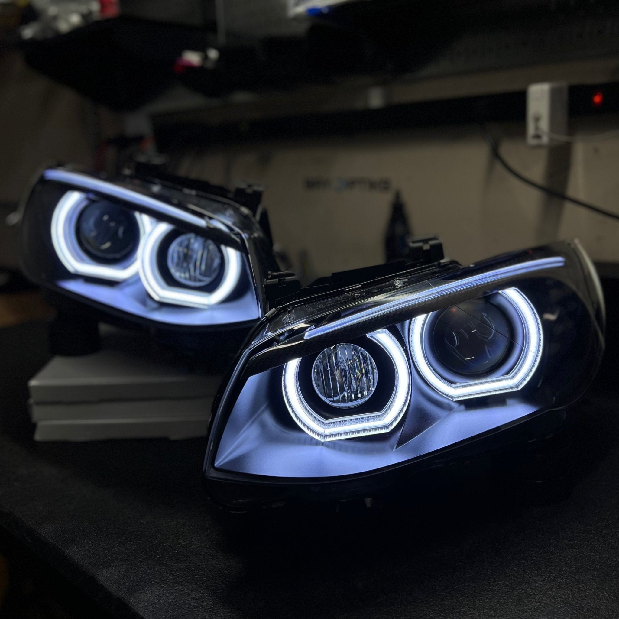 E92 Custom BMW E92 E93 3 Series Convertible DTM Headlight Retrofit – Bayoptiks