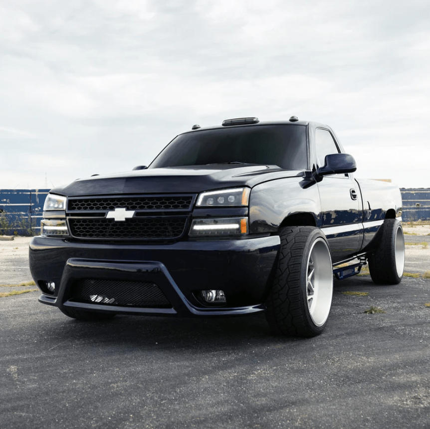 Chevrolet Silverado / Avalanche (without body cladding) NOVA-Series LED Projector Headlights 2002 - 2006
