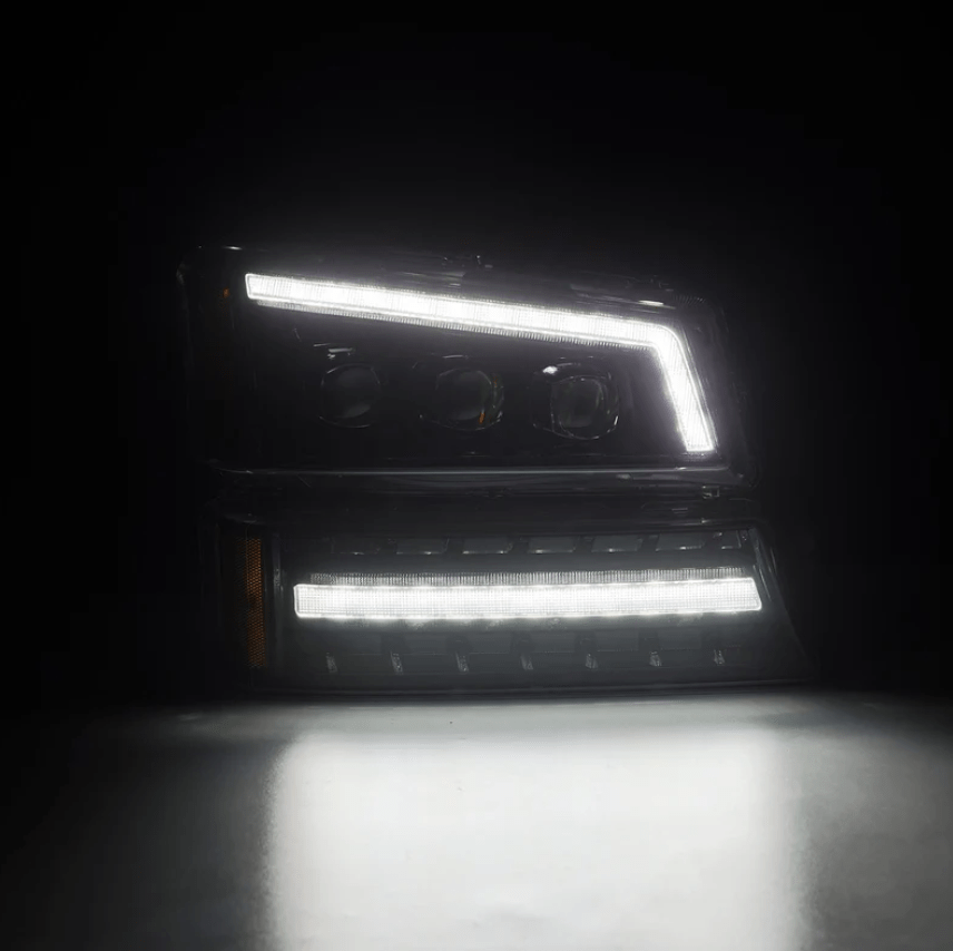 Chevrolet Silverado / Avalanche (without body cladding) NOVA-Series LED Projector Headlights 2002 - 2006