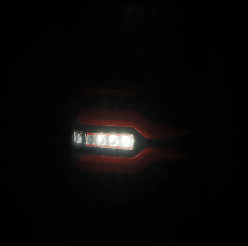 Chevrolet Silverado/ GMC Sierra LUXX-Series LED Taillights Black Red 1999-2006
