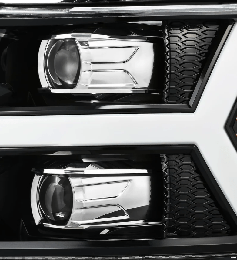 Chevrolet Silverado LUXX-Series LED Projector Headlights 2007-2013