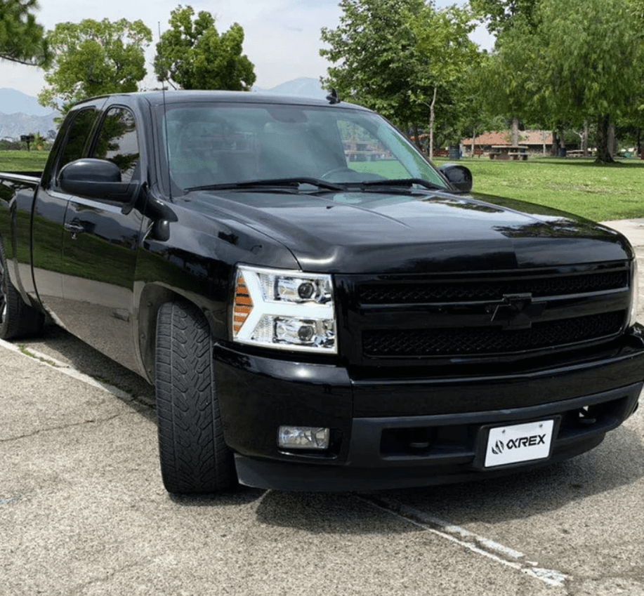 Chevrolet Silverado PRO-Series Halogen Projector Headlights 2007-2013