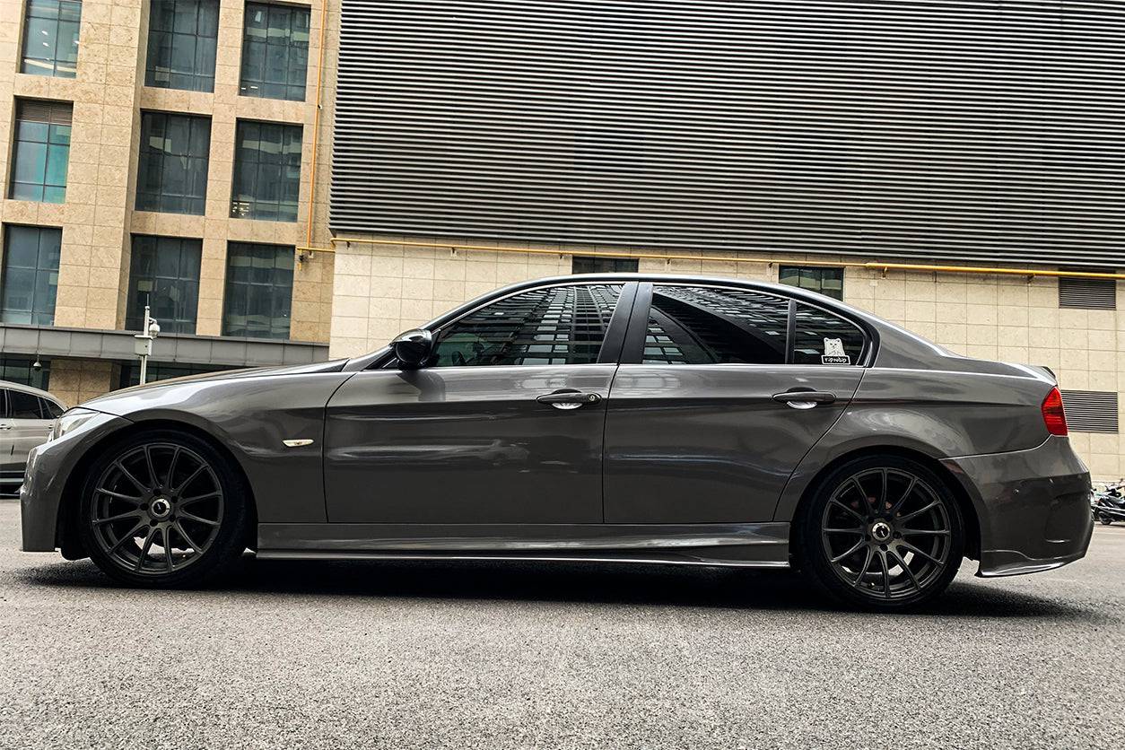 2006-2012 BMW 3 Series E90 1M Style Side Skirts - Carbonado