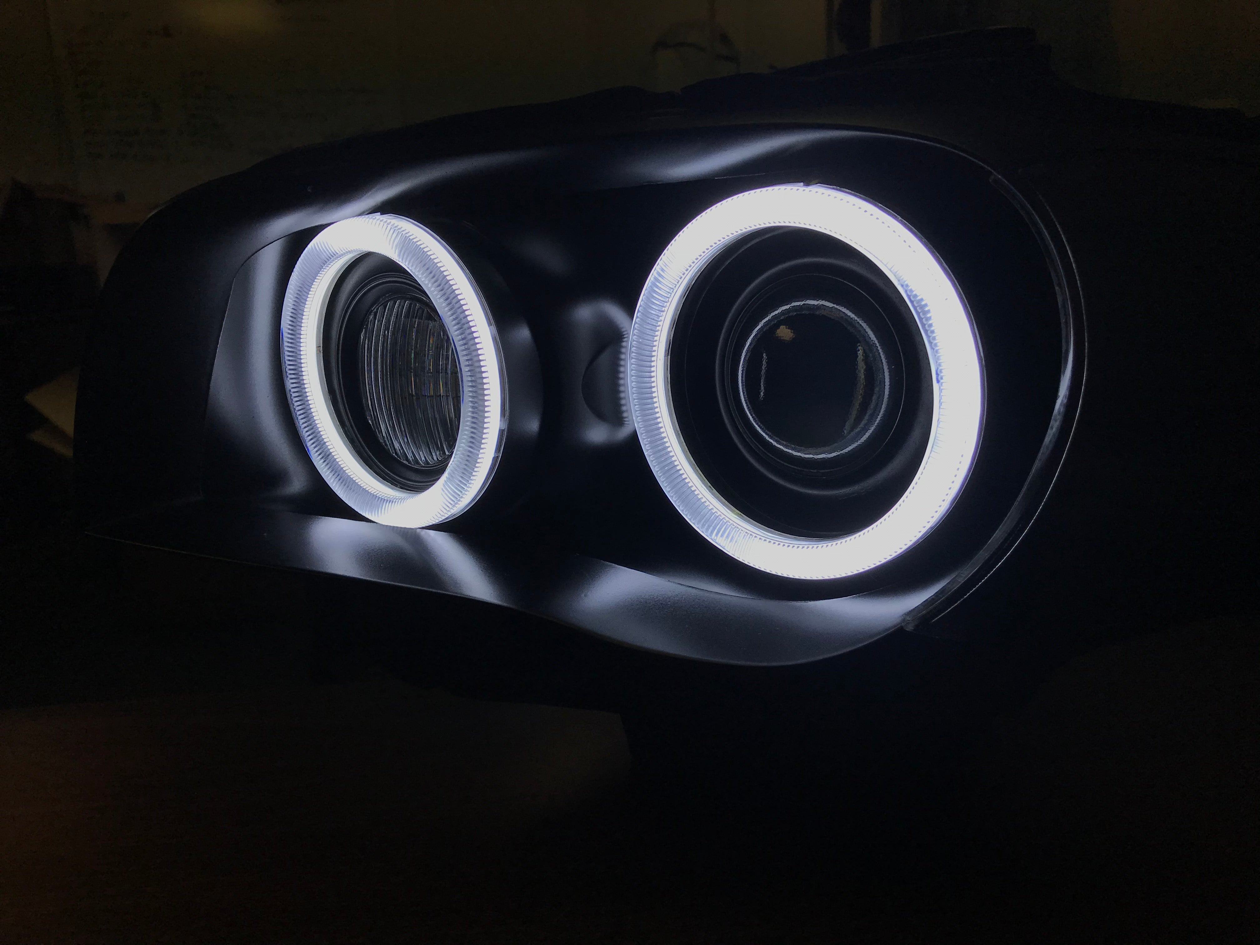 BMW E82/E88 1 Series Round Ring Headlight Retrofit Service (2008-2010)