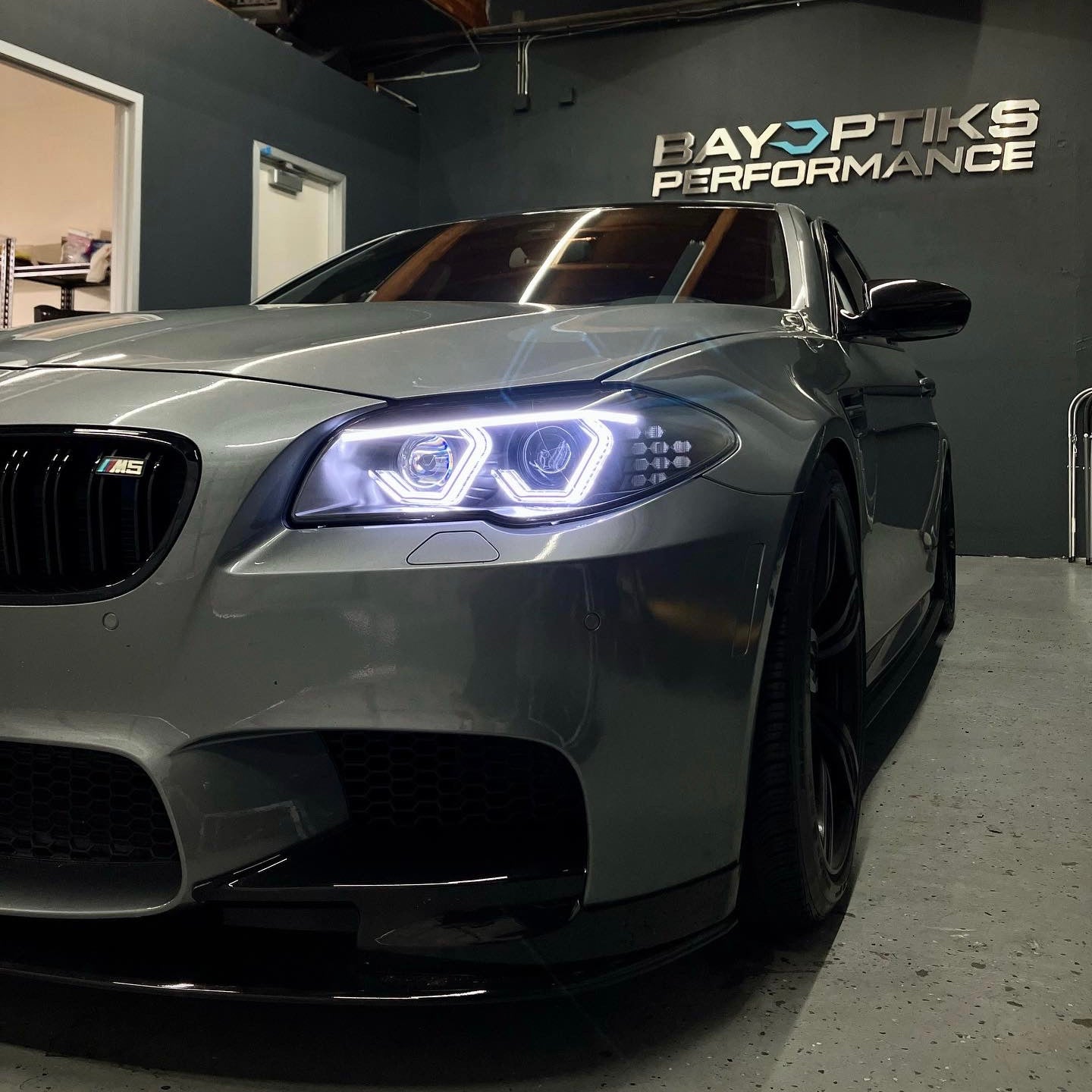 Pre-LCI F10 M5 & 5 Series Vision Concept Retrofit (2011 - 2013 Xenon headlights only)